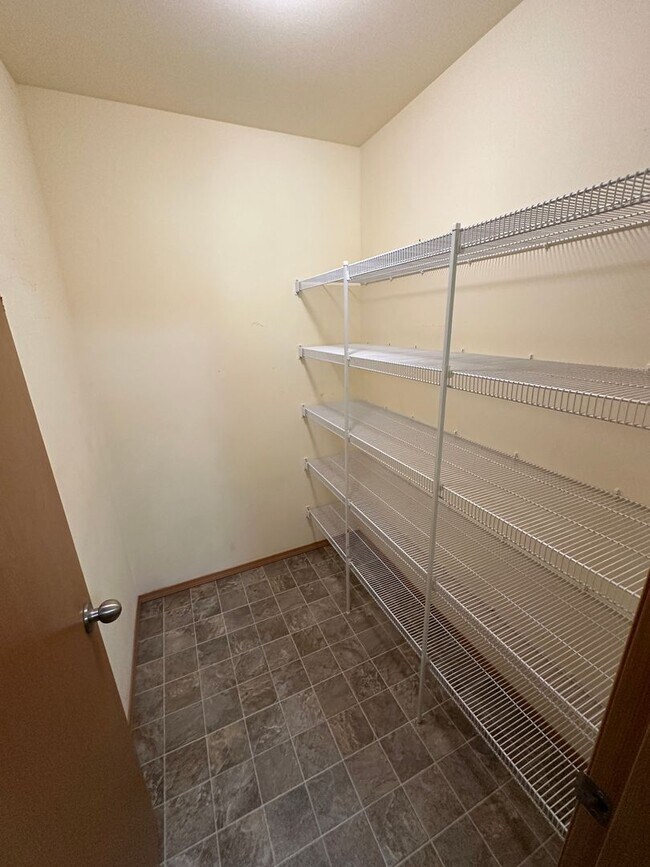 Foto del edificio - 1436 Packwood Ave