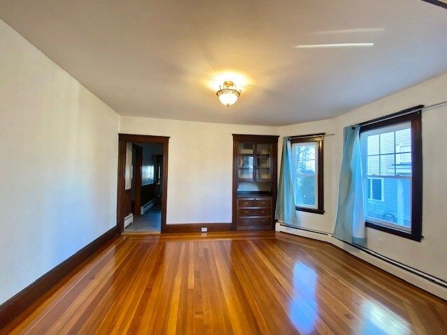 Building Photo - 5 Egan Way