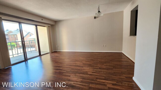 Building Photo - 1 br, 1 bath House - 505 Braddock Rd #207