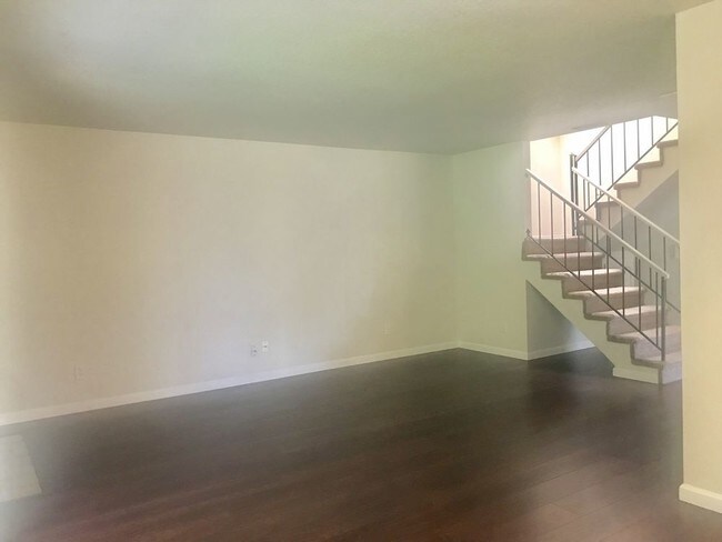 Building Photo - Open Concept. Shed Included. A Must See