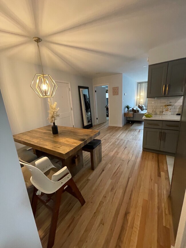 Foto del edificio - 229 E 237th St