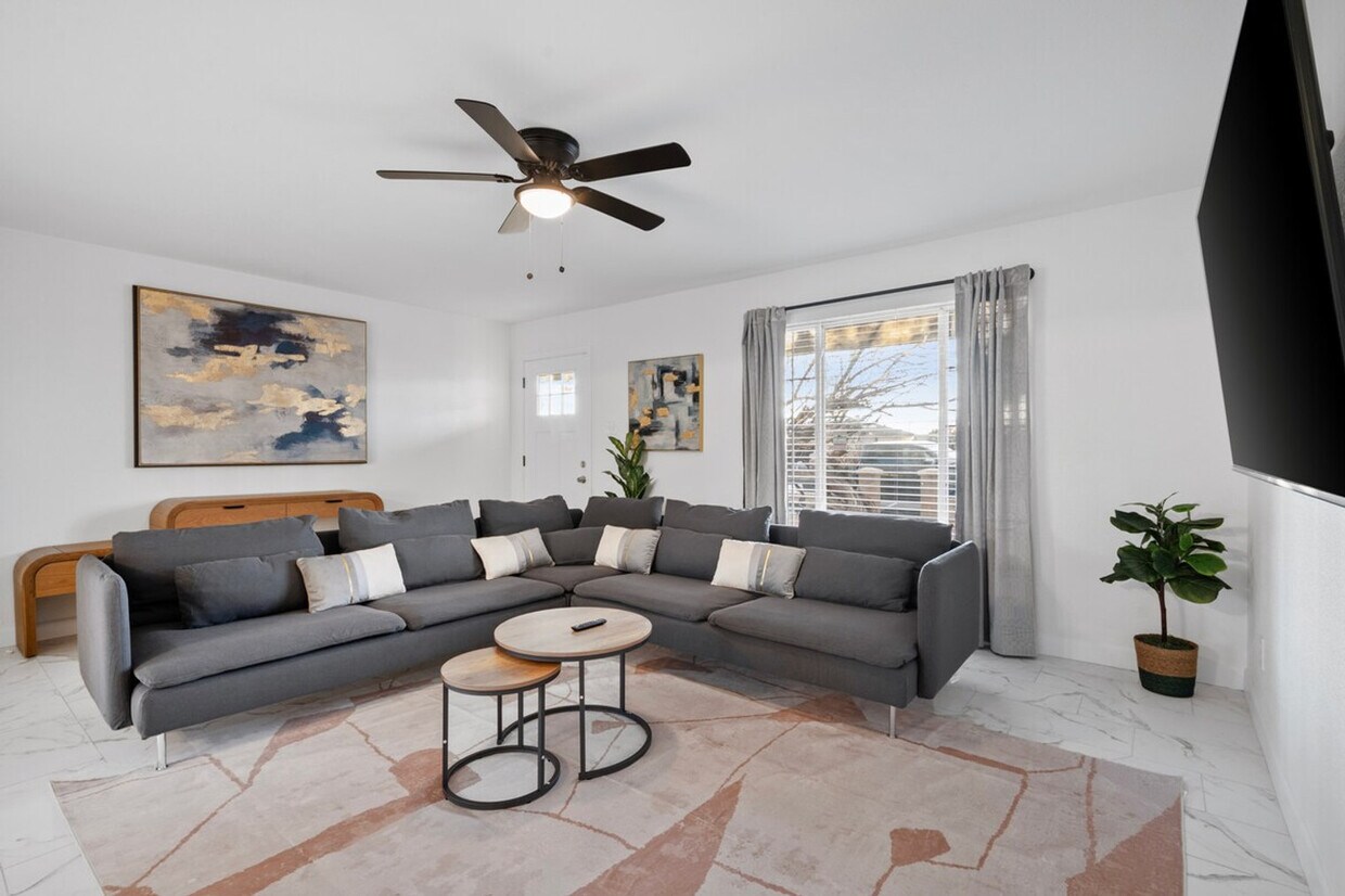 Foto principal - 3023 N 40th Ln