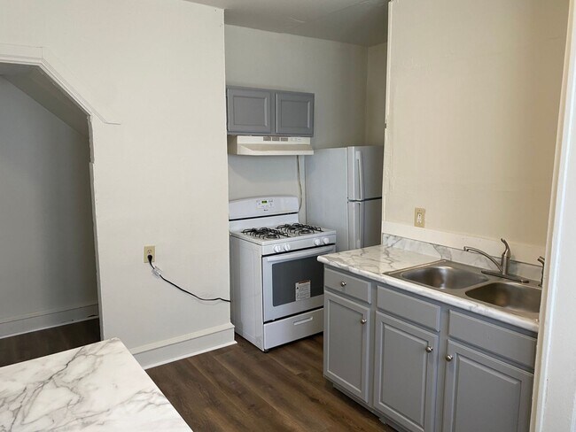 Foto del edificio - 804 S Morris Ave
