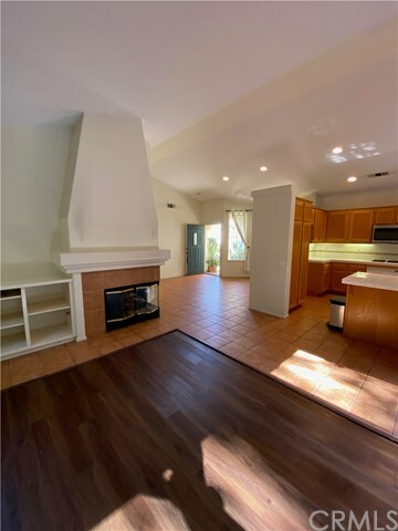 Building Photo - 27 Colony Way