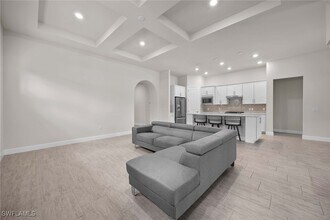 Building Photo - 2754 Aviamar Cir