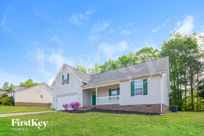 Foto del edificio - 5327 Oaktree Dr