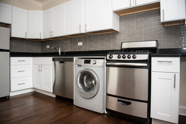 Foto del edificio - 2129 N Dayton St