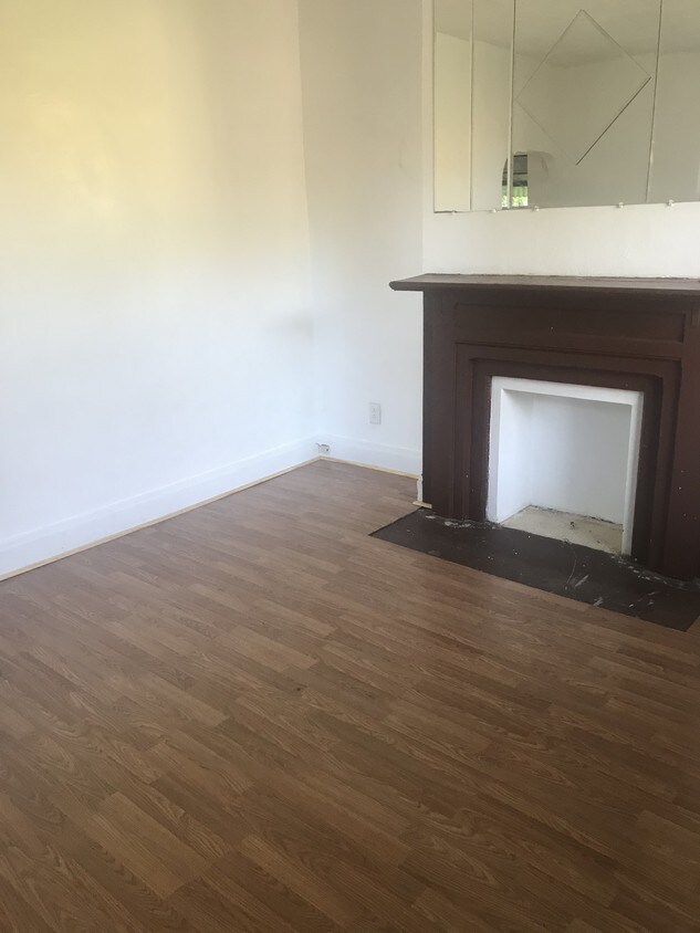 Building Photo - 1738 Wright St