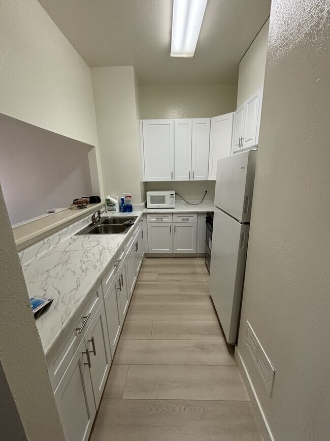 Foto del edificio - 1133 N Ardmore Ave