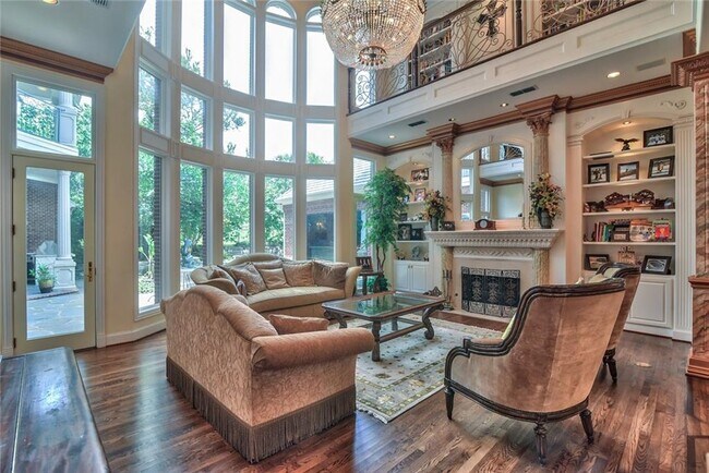 Building Photo - 6805 Laurel Valley Dr