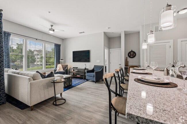 Interior Photo - 1824 Defoor Apartments