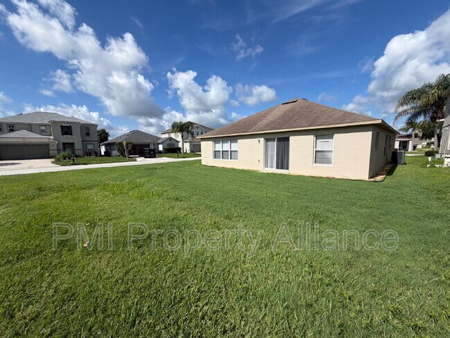 Foto del edificio - 1153 Elderberry Dr