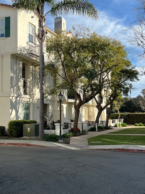 Foto del edificio - 142 Beach Side Ct