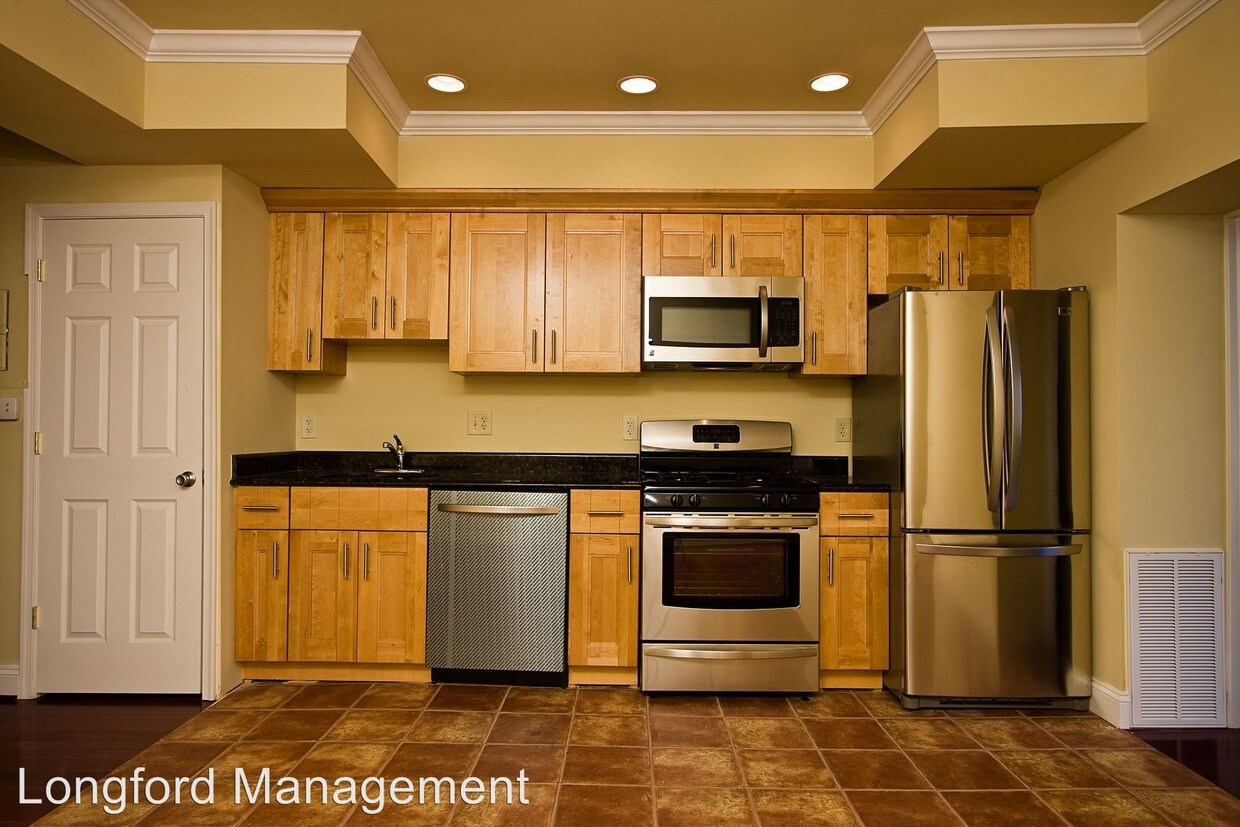 Foto principal - 1208 Holbrook St NE