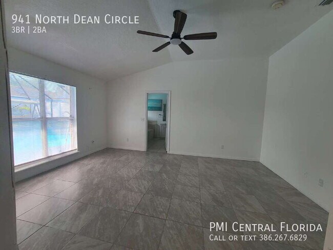 Foto del edificio - 941 N Dean Cir
