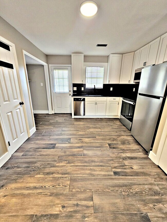 Foto del edificio - Apartment 2BR/1BA Decatur SW