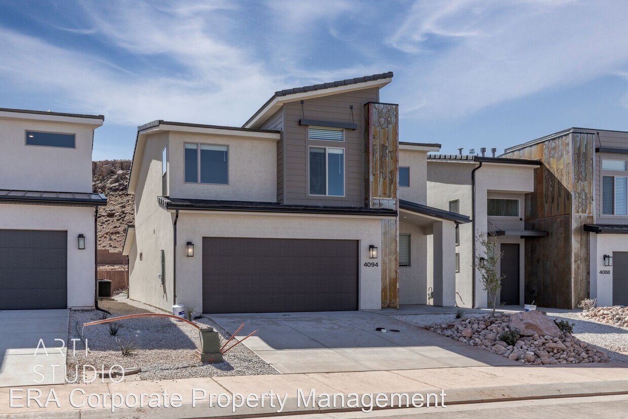 Foto principal - 4 br, 2.5 bath House - 4094 E. Phobos Lane
