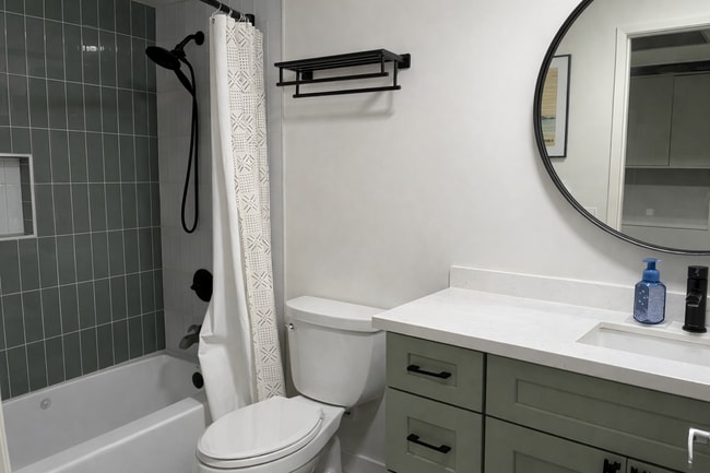 Building Photo - 4140 Hamilton St