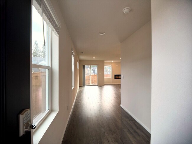 Foto del edificio - 2945 N 3rd Way