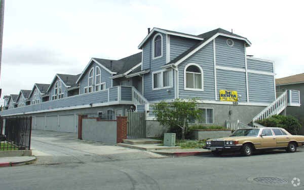 Foto del edificio - 533 E 11th Street