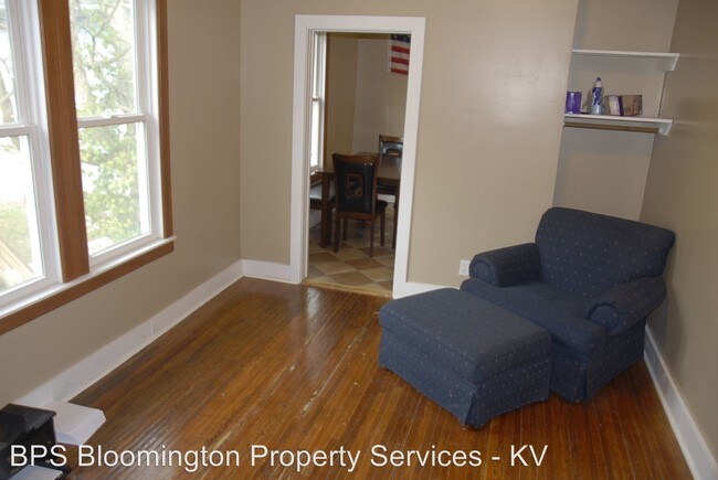 Building Photo - 7 br, 4 bath Apartment - 303 E 10th St