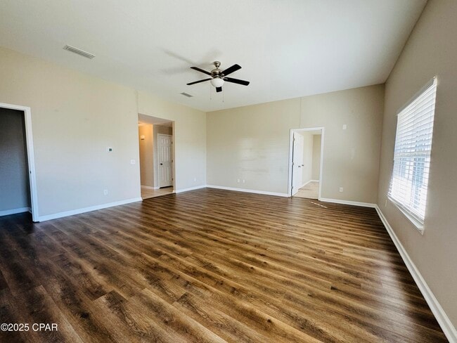 Foto del edificio - 6528 Omoko St