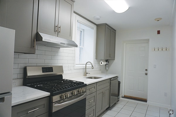 Building Photo - 23 Lambert St