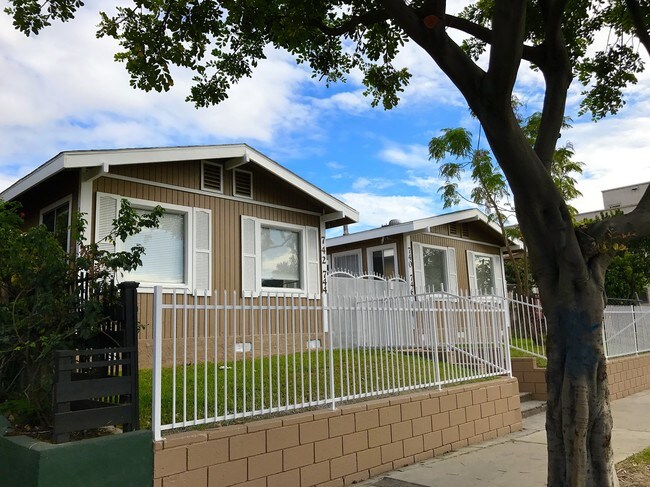 Foto del edificio - 740-746 Daisy Ave