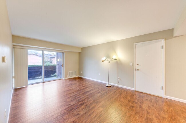 Foto del edificio - Welcome to a charming 1-bedroom, 1-bathroo...