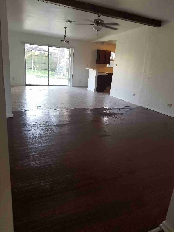 Foto del edificio - 4427 Trafalgar Dr