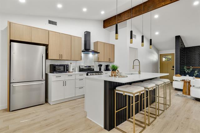 Building Photo - 3320 High Lark Dr