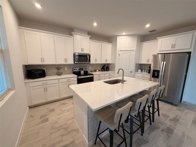 Building Photo - 2700 Sweet Acacia Dr