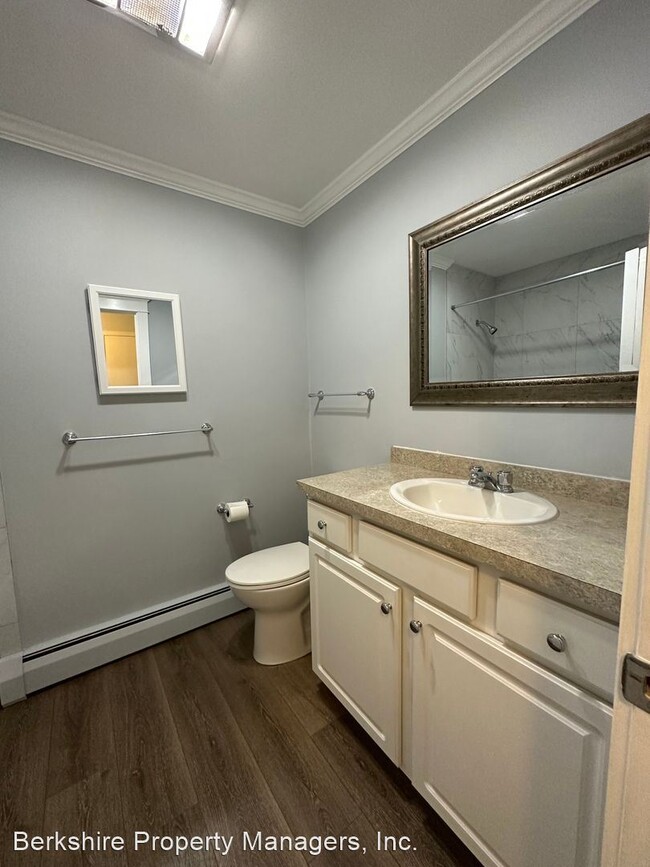 Building Photo - 1 br, 1 bath House - 260 Pittsfield Road