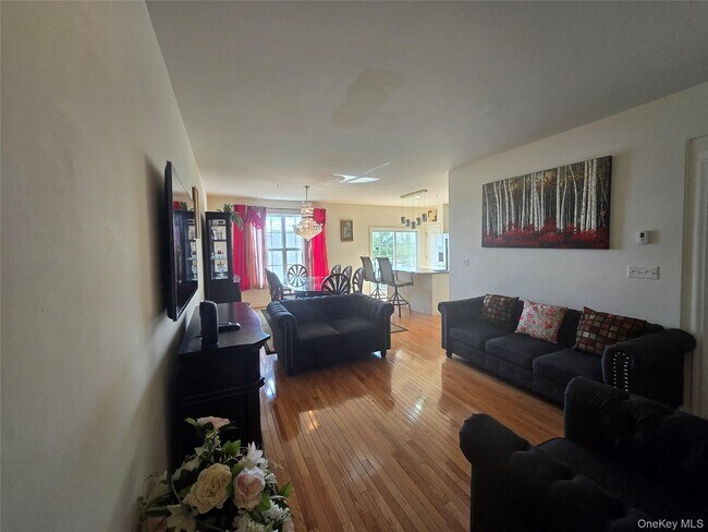 Foto del edificio - 913 Hawthorn Way