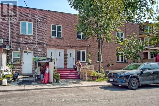 Building Photo - 226 Greenwood Ave