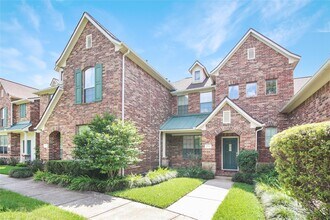 Building Photo - 17722 Brair Arbor