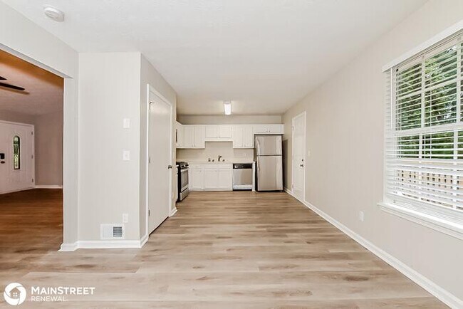 Building Photo - 123 Stagecoach Trail, Stockbridge, GA 30281