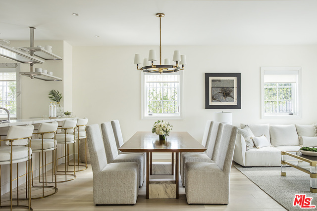 Foto del edificio - 15225 Palisades Village Ln