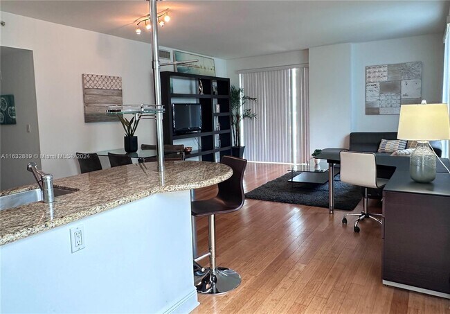 Building Photo - 7275 SW 89th St