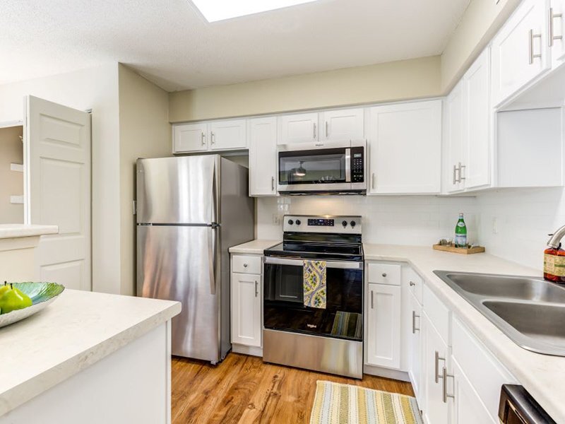 Acasa Plantations at Pine Lake Apartments in Tallahassee, FL