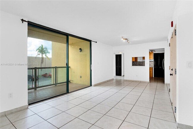 Foto del edificio - 11750 SW 18th St