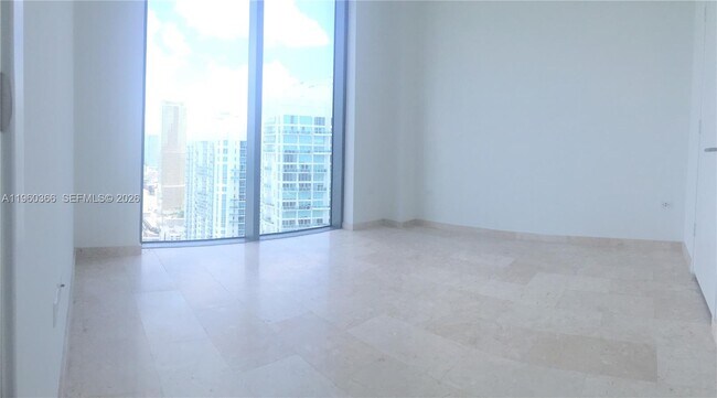 Foto del edificio - 68 SE 6th St