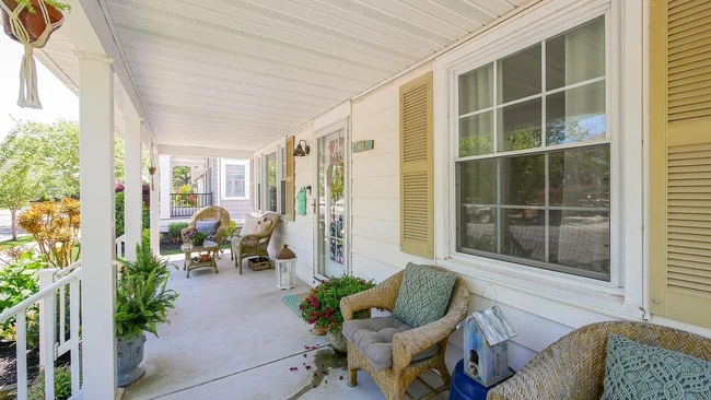 Foto del edificio - 110 N Pembroke Ave