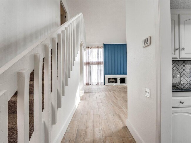 Foto del edificio - 4605 Dove Tree Ln