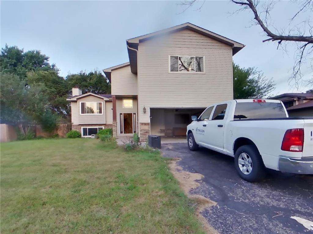 Foto principal - 9864 Wake St NE