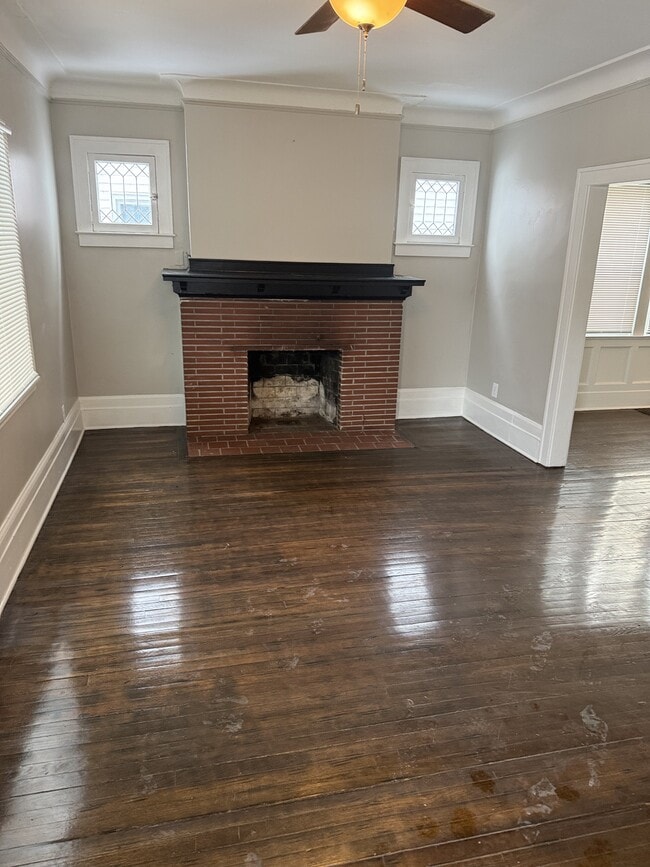 Building Photo - 209 Philip St