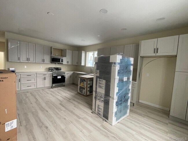 Foto del edificio - 136 Park Ave