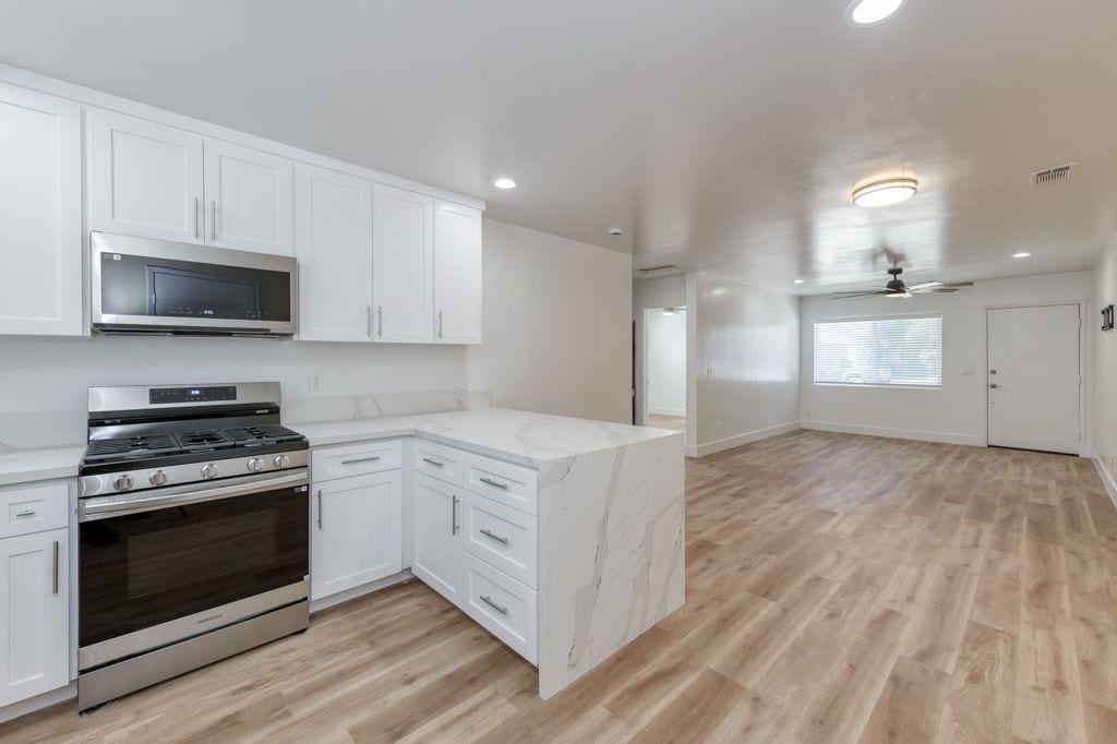 Foto principal - 2111 Tulare St