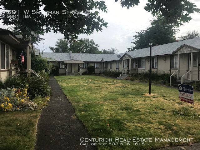 Foto principal - 591 W Sherman St