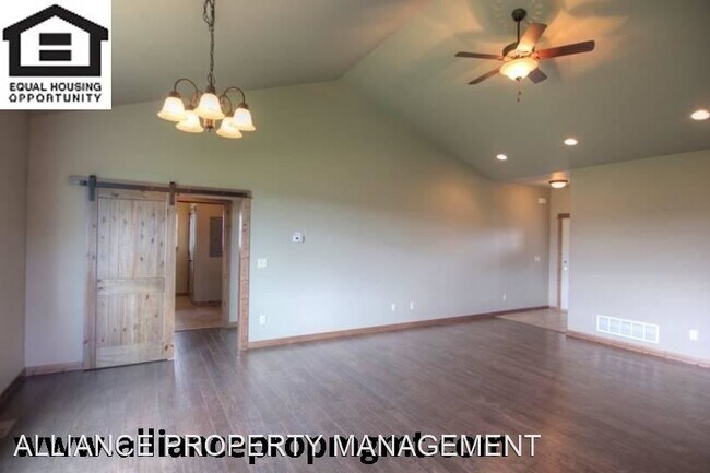 Foto del edificio - 3 br, 2 bath House - 84 Granite Peak Drive